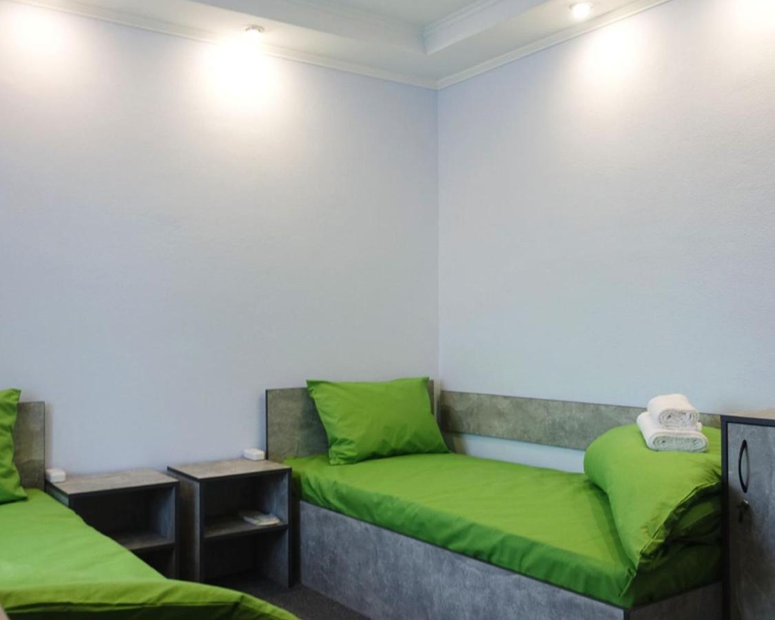 Green cost Boryspilʼ Exterior foto